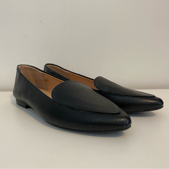 Old Navy Textured Black Women's Loafers - Picture 2 of 9
